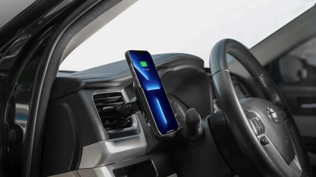 pitaka magnetic phone mount for car